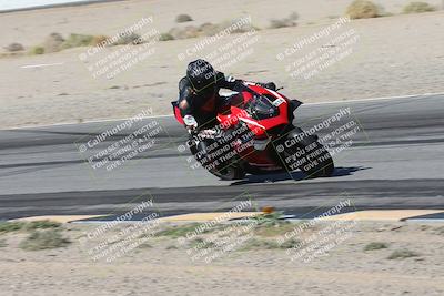 media/Oct-30-2025-Racers Edge (Thu) [[dabbdaf680]]/3-B Group/Session 3 (Turn 15 Inside)/